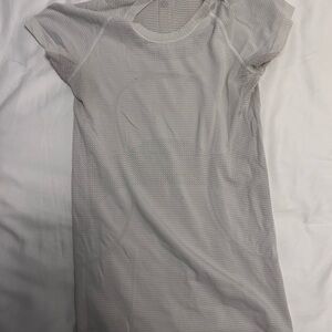 lululemon athletica Gray Short Sleeve Top
